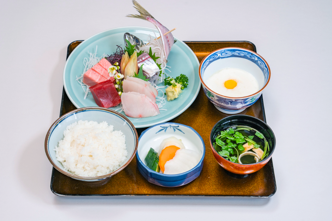 刺身盛合せ定食 sashimi